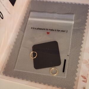 Sealog Elegant 5mm Gold Hoop Earrings